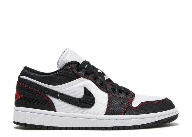 AIR JORDAN 1 LOW ‘BLOODLINE’